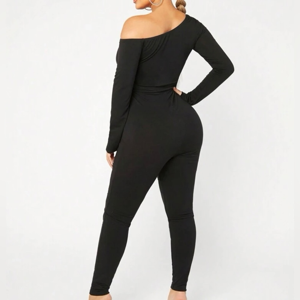 Sexy Solid Asymmetrical Neck Unitard Jumpsuit In … - image 2